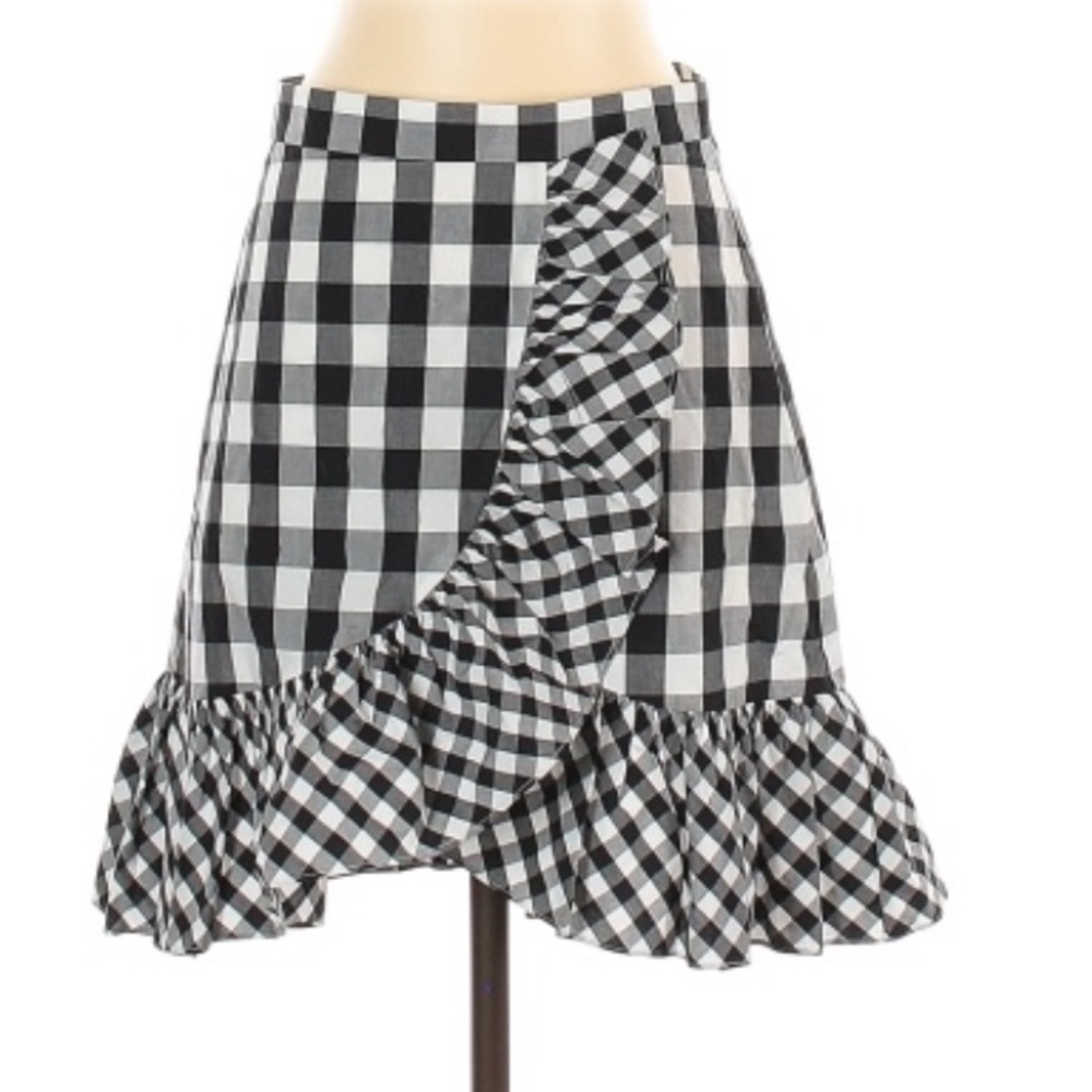 NWT J. Crew Skirt Black & White Checkered. Size 2. Cotton. 20” long & 26”waist.